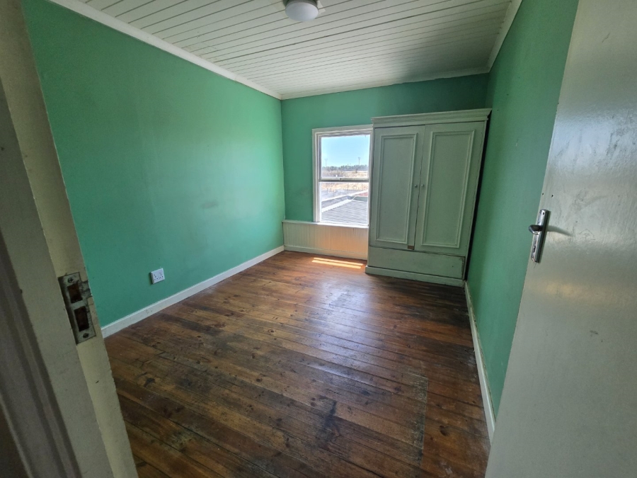 10 Bedroom Property for Sale in Colorado Park Western Cape